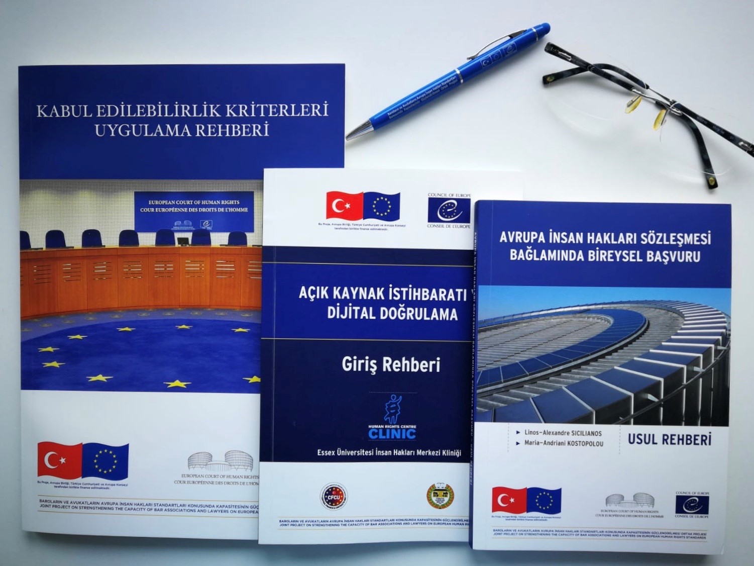 Avukatlara yönelik üç kitabın Türkçesi yayımlandı 